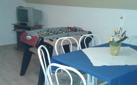 Fehérszekér Apartman Abádszalók