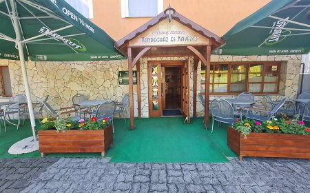 Aranyszarvas Vendégház és Kávézó Abádszalók