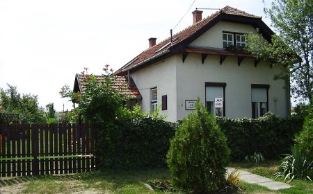 Abádi Borostyános Vendégház Abádszalók