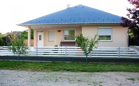 Adél Vendégház Abádszalók