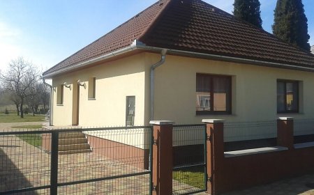 Kincsem Vendégház Bábolna