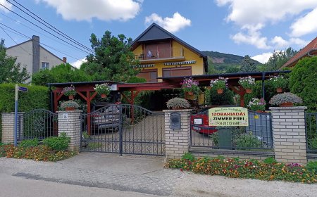 Anna-Ilona Apartman***Badacsonytomaj