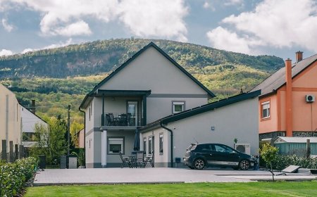 Béke Apartmanház Badacsonytomaj
