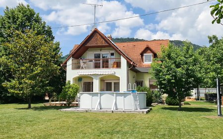 Lili Apartmanház Badacsonytomaj