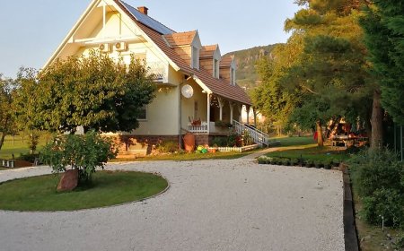 Lábdi Cottage Vendégház Badacsonytördemic