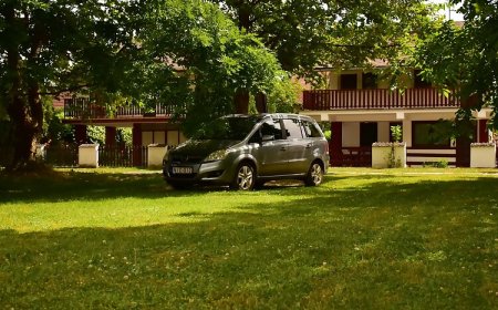 Kamilla-lak Vendégház Baja