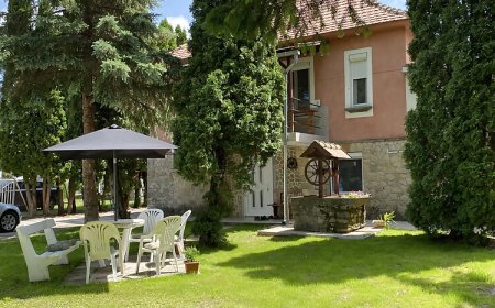 Patak-parti Vendégház Bakonynána