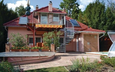 Bella Pool House Balatonakarattya