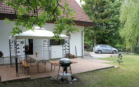 Mózer Vendégház Balatonakarattya