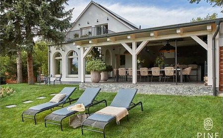 Pine Weekendhouse Balatonakarattya