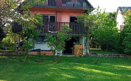 Tavasz Vendégház Balatonalmádi