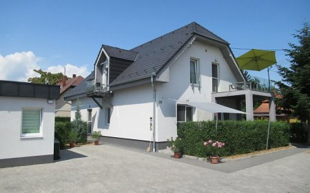 Centrum Apartmanház Balatonboglár