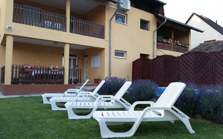 Erzsébet Apartmanház Balatonboglár