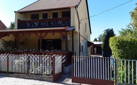 Gyuri Apartman Balatonboglár