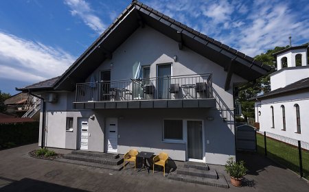 Kikötő Anna Apartmanok Balatonboglár