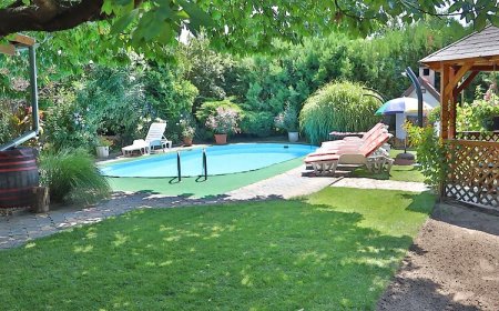 Borostyán Nyaralóház Balatonboglár