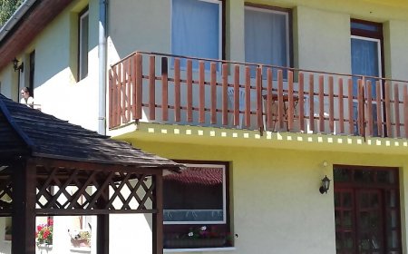 Apartmanház Fenyves Balatonfenyves