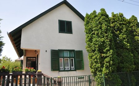 Vízközeli Nyaraló Klímával Balatonfenyves