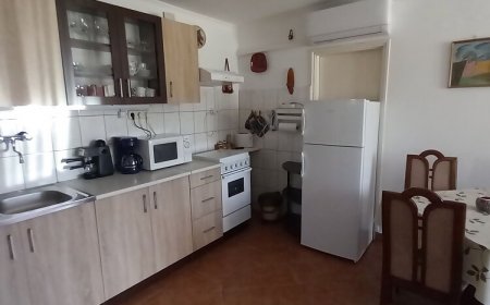 Meni Apartmanház Balatonföldvár