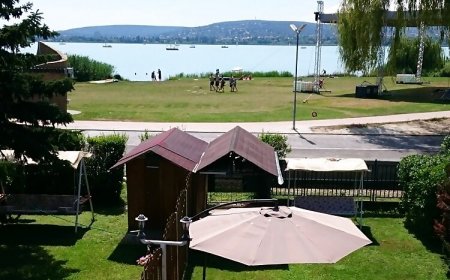 Parti Sétány Apartman Balatonfűzfő