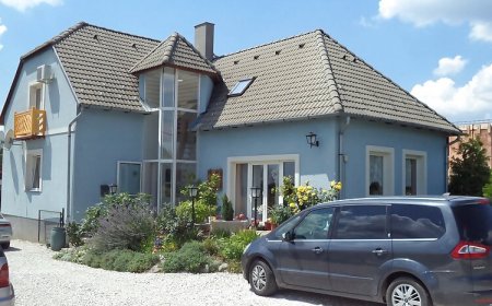 Hullay Apartmanház Balatongyörök