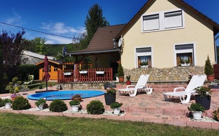 Hegyalja Apartmanház Balatongyörök