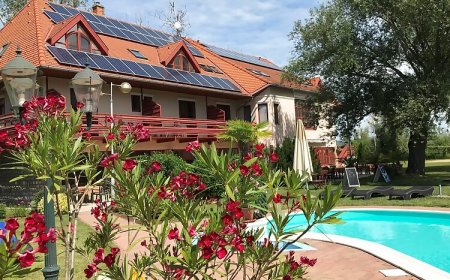 Zsanett Hotel Balatonkeresztúr