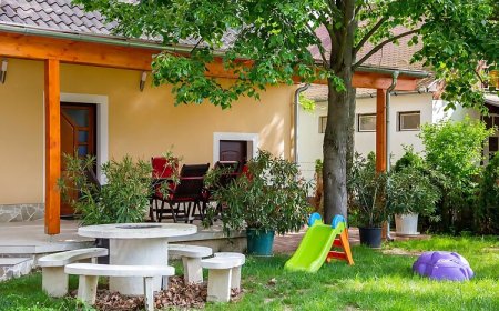 Balatoni Grill Terasz Vendégház Balatonkeresztúr