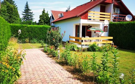 Vakáció Nyaralóház Balatonlelle