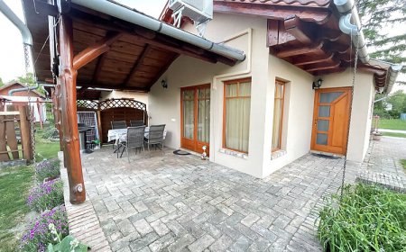 Tölgyfa 75 Apartman Balatonmáriafürdő