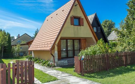 Sándor Nyaraló Balatonmáriafürdő
