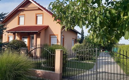 Hajnalka Apartman Balatonőszöd