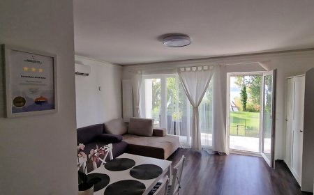 Vízpart Apartman Balatonszárszó