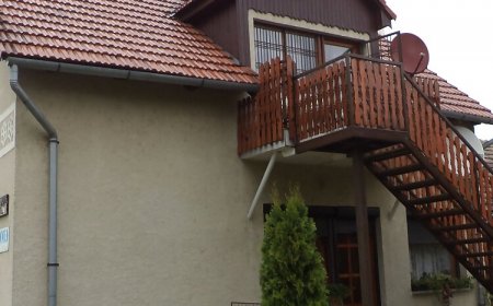 Sziszi Apartman Balatonszárszó