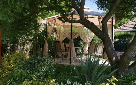 Stipi-Stopi Apartmanház Balatonszárszó