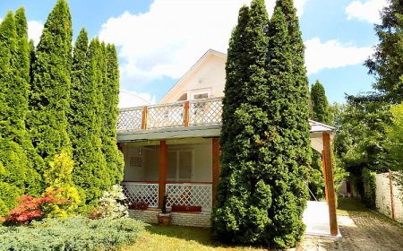 80 - Berzsenyi Nyaralóház Balatonszárszó