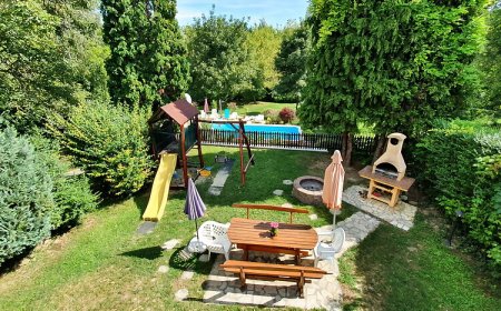 Pipacs Vendégház Balatonszárszó