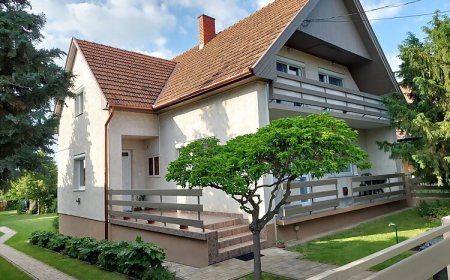 Fejes Vendégház Balatonszárszó