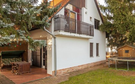 Hegyi Nyaraló Balatonszemes