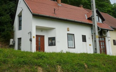 Naspolya Vendégház Hűvösvölgy Bátaapáti