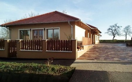 Marci Vendégház Bögöte