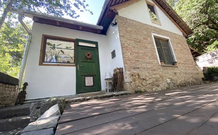 Rustic Cottage - Látóhegyi nyaraló Budán Budapest