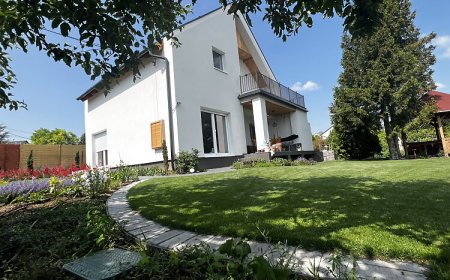 Neon Apartman Csopak