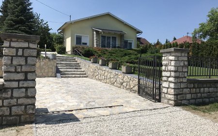 Aradi Nyaralóház Csopak