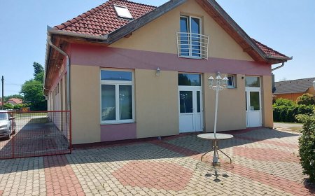 Kati Szálló Domaszék