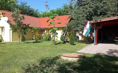 Tóparti Vendégház Dunaújváros