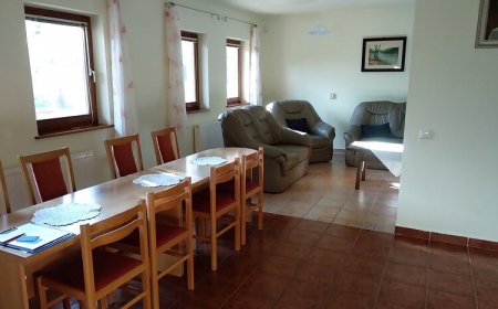 Diófa Apartmanház II. Egerszalók