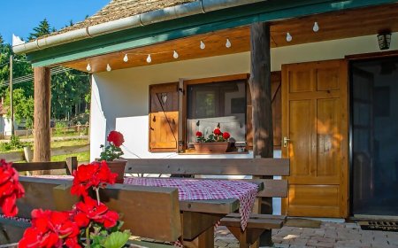 Áfonya Vendégház Eszteregnye