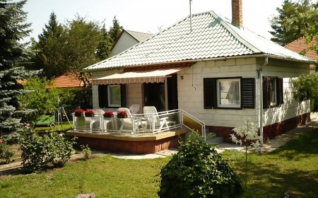 Csocsó Nyaralóház Fonyódliget