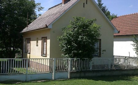 Valéria Vendégház Gunarasfürdő